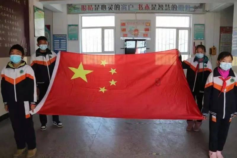 时尚小鸡救援